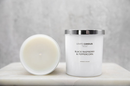 Luxury White Candle - Black Raspberry & Peppercorn
