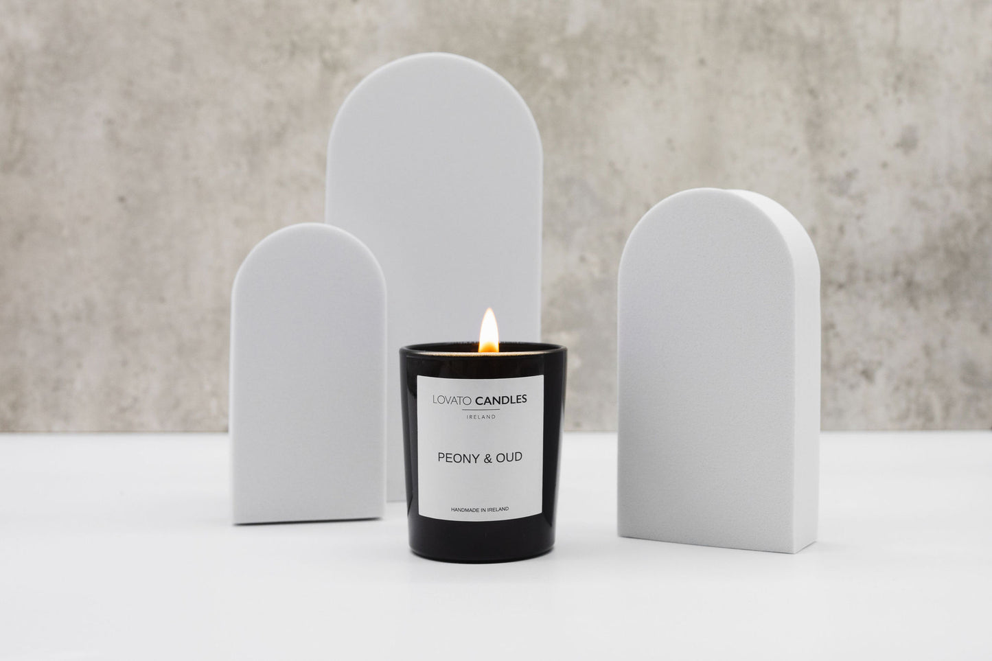 Black Votive Candle - Peony & Oud