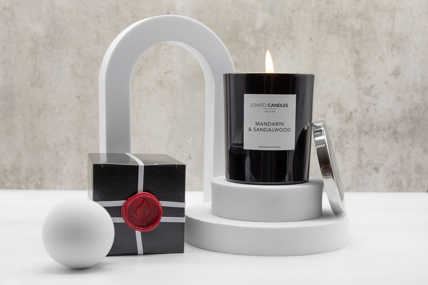 Clear Scented Candle with Luxury Black Box - Parisienne Spring