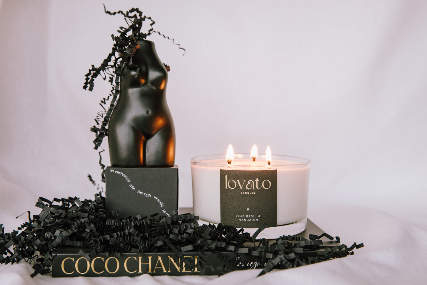 Luxury Scented Irish Soy 3-Wick Candle - Black Plum & Rhubarb