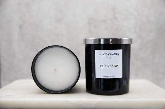 Luxury Black Candle - Peony & Oud