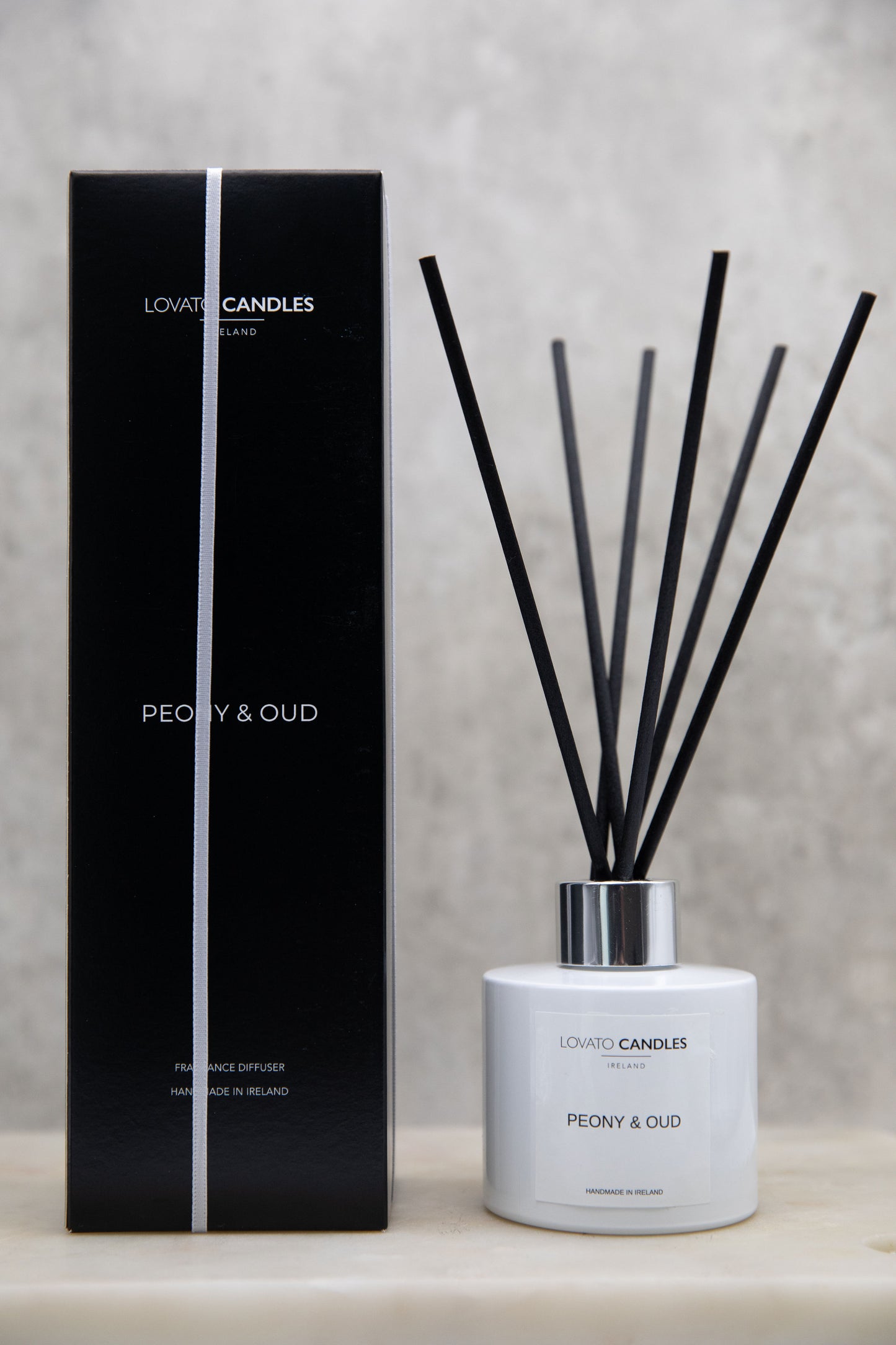 White Diffuser - Peony & Oud