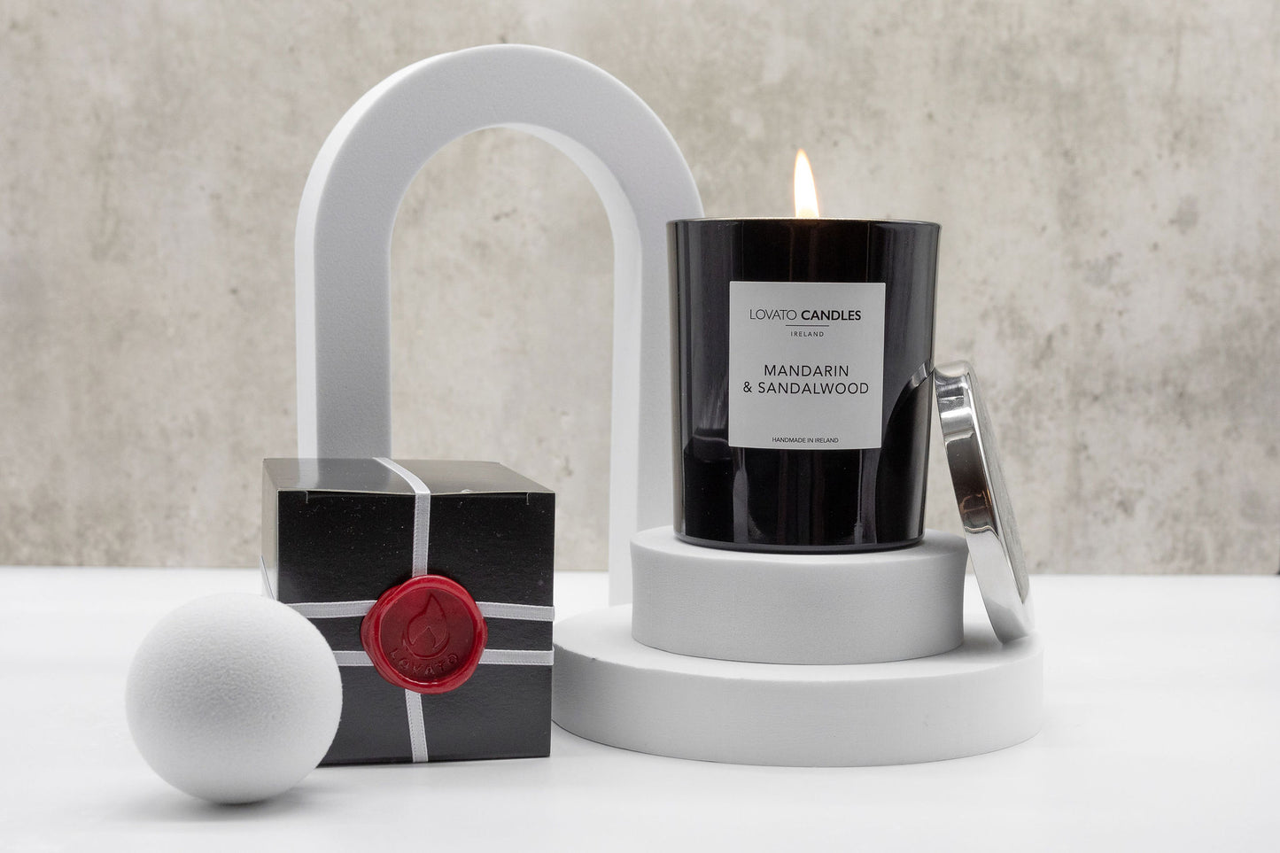 Clear Scented Candle with Luxury Black Box - Parisienne Spring